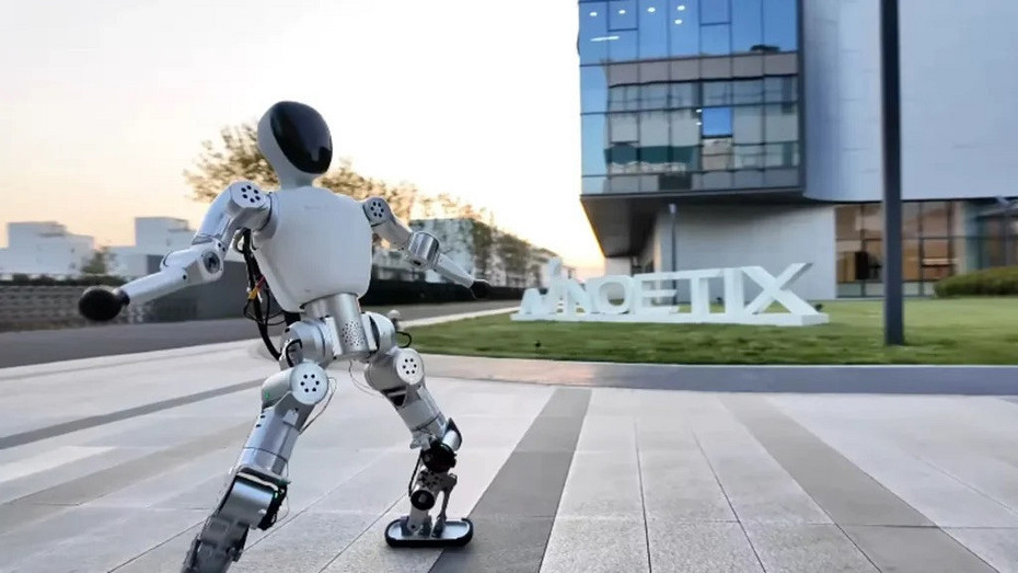 В Китае представлены человекоподобные роботы по цене iPhone