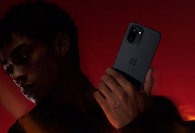 Представлен OnePlus 15R — первый смартфон на глобальном рынке с чипом Snapdragon 8 Gen 5