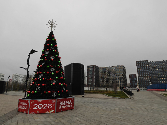 Обзор realme GT8 Pro — топовый чип, телевик на 200 Мп и сменные накладки для камер