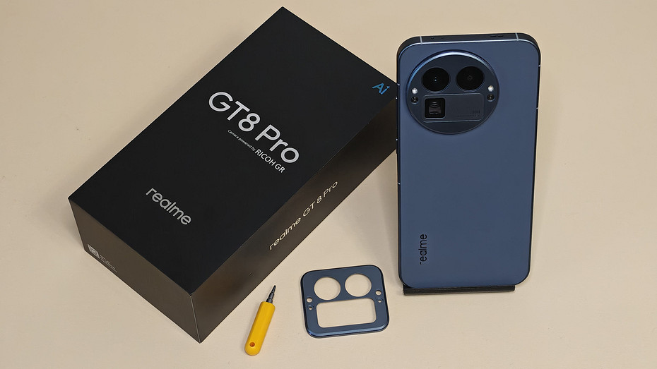 Обзор realme GT8 Pro  топовый чип, телевик на 200 Мп и сменные накладки для камер