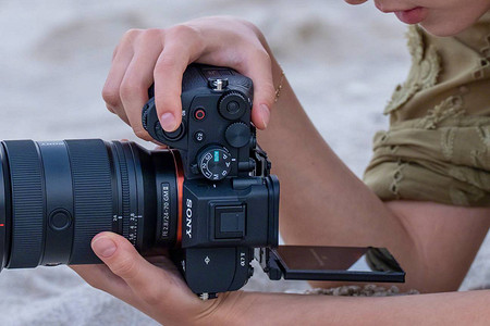 Мечта любого фотографа: представлена флагманская камера Sony а7 V с сенсором на 33 Мп