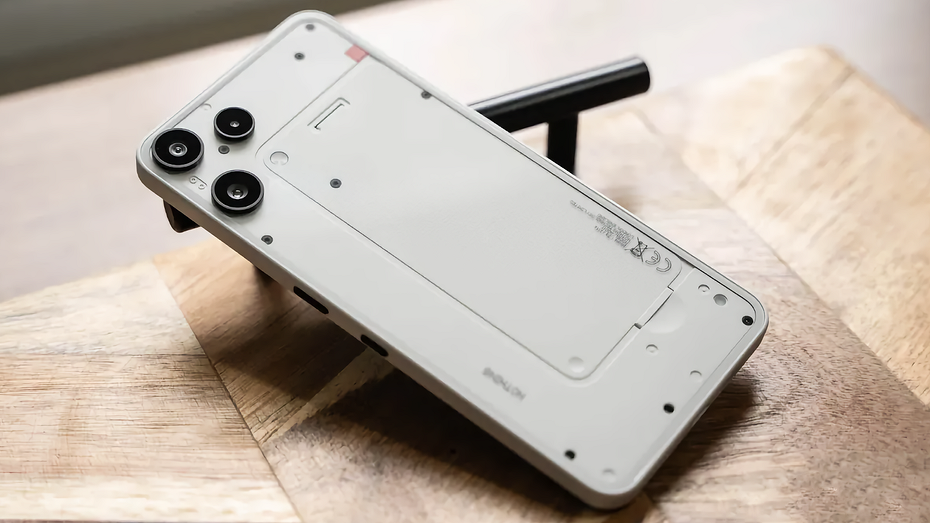 Эксперты GSMArena протестировали народный Nothing Phone (3a) Lite на автономность