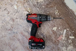 Как пользоваться шуруповертом правильно — простая и понятная инструкция для всех