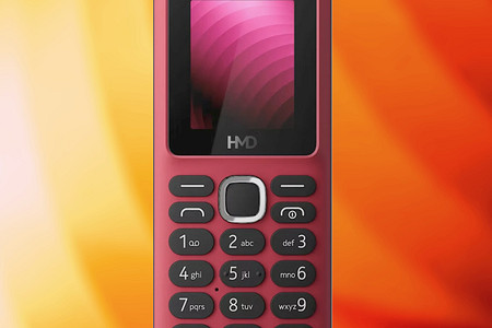 Для бабушек: HMD Global представила кнопочные телефоны HMD 100, HMD 101 и HMD 102