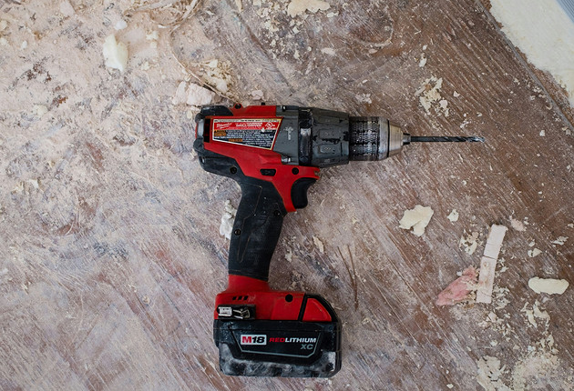 Как пользоваться шуруповертом правильно — простая и понятная инструкция для всех