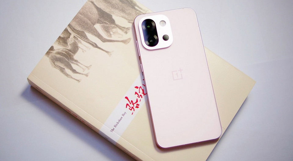 Названа дата презентации компактного флагмана OnePlus 13T