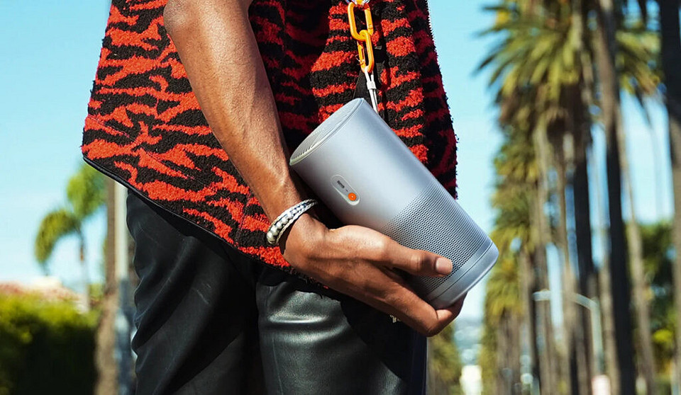 Представлены портативные проекторы Xgimi MoGo 4 и Xgimi MoGo 4 Laser с Google TV и креативными фильтрами Представлены портативные проекторы Xgimi MoGo 4 и Xgimi MoGo 4 Laser с Google TV и креативными фильтрами