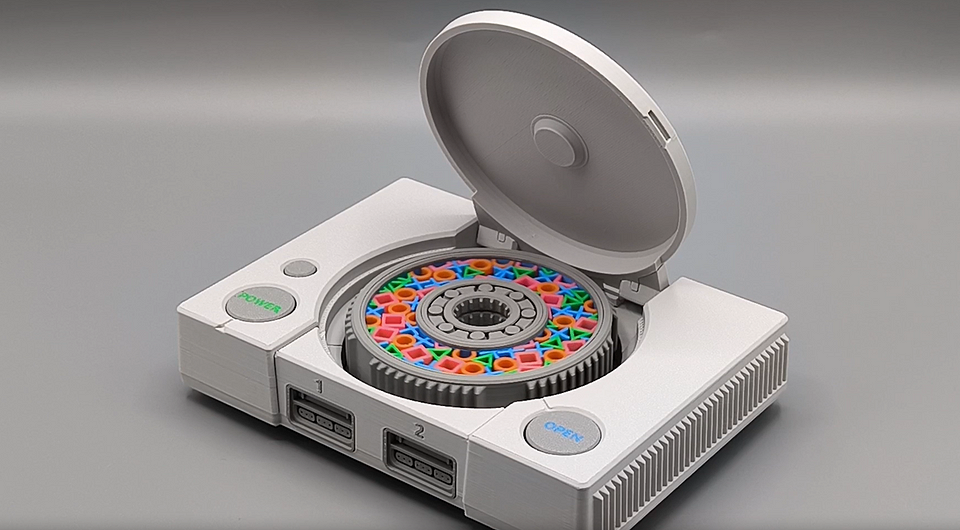 Вещь дня: G-Man Projects создал необычный спиннер с дизайном 32-битной PlayStation