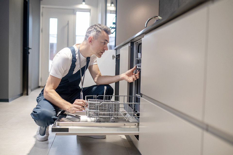 Размеры встраиваемой посудомоечной машины для кухни: какими они бывают Размеры встраиваемой посудомоечной машины для кухни: какими они бывают