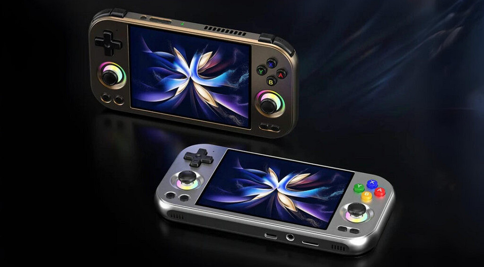 Вышла новая портативная консоль Anbernic RG 477M с Android и экраном 120 Гц