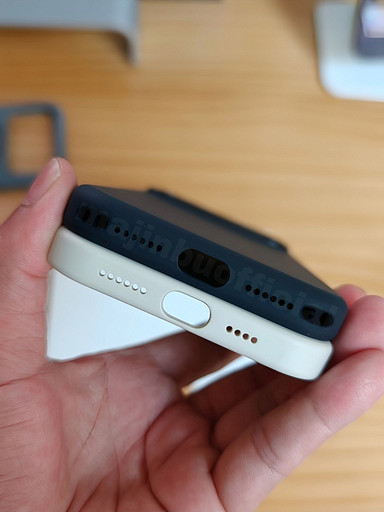 Apple готовит необычные чехлы из жидкого силикона для iPhone 17