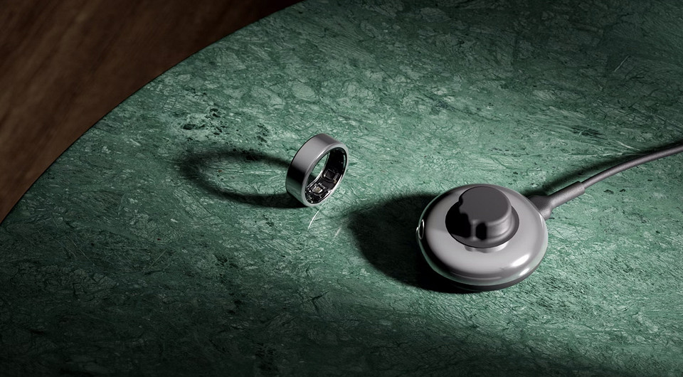 «Сбер» начинает продажи умного кольца с поддержкой ИИ GigaChat