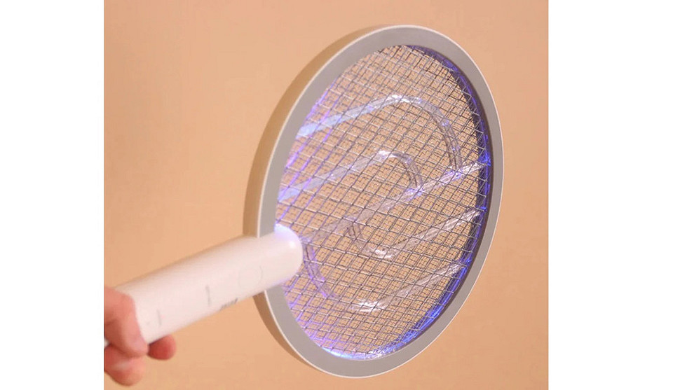 Как работает электрическая мухобойка Как работает электрическая мухобойка