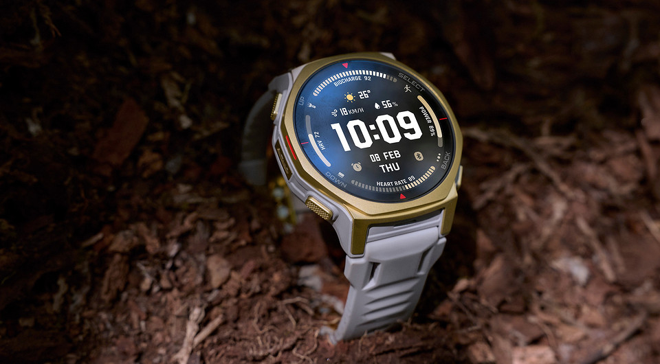 Внезапно: вышли смарт-часы Amazfit T-Rex 3 Pro с титановым корпусом и встроенным фонариком