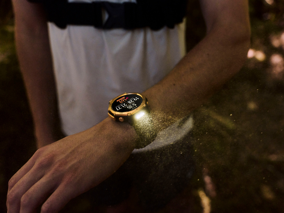 Внезапно: вышли смарт-часы Amazfit T-Rex 3 Pro с титановым корпусом и встроенным фонариком Внезапно: вышли смарт-часы Amazfit T-Rex 3 Pro с титановым корпусом и встроенным фонариком