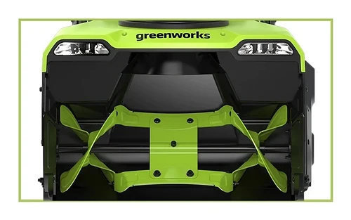Greenworks выпустил новые модели аккумуляторных снегоуборщиков