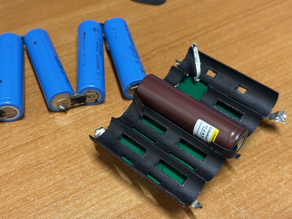 Как поменять аккумуляторы в шуруповерте своими руками