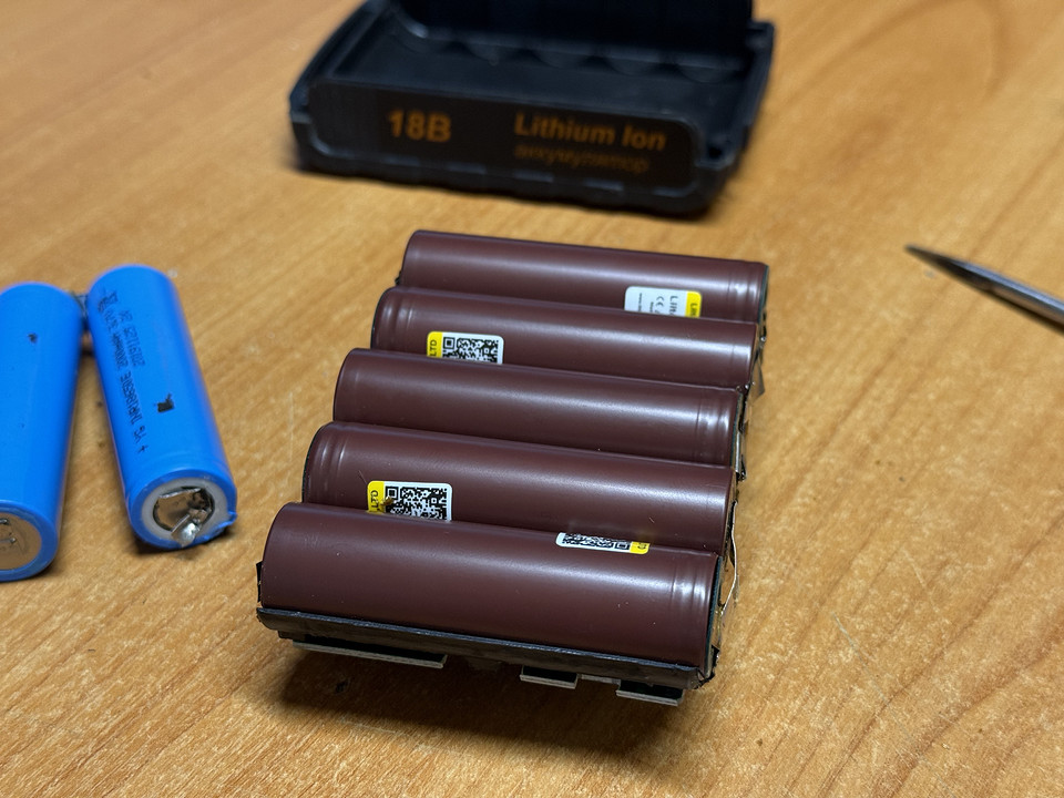 Как поменять аккумуляторы в шуруповерте своими руками