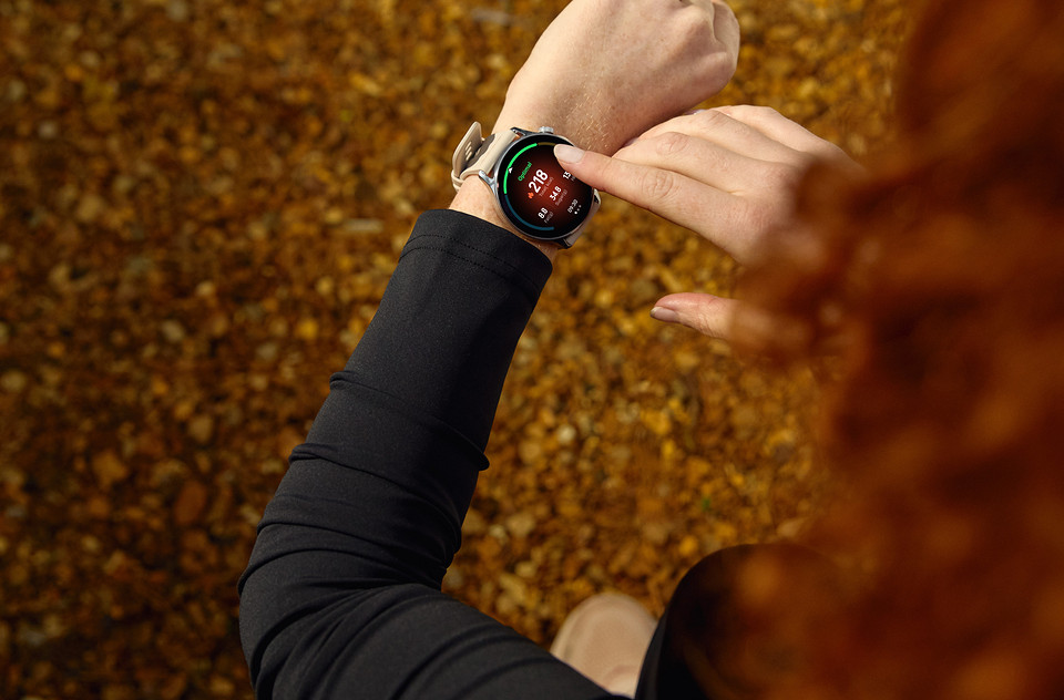 OnePlus представил три новых устройства: смартфон OnePlus 15R, планшет OnePlus Pad Go 2 и часы OnePlus Watch Lite