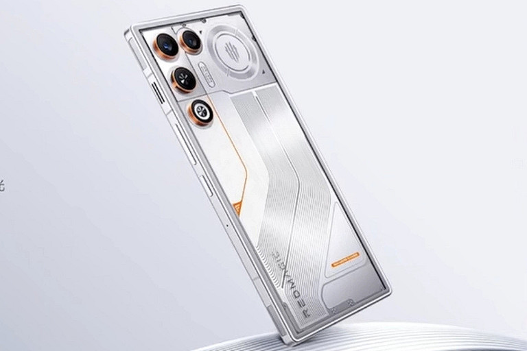 Игровой флагман на Snapdragon 8 Elite Gen 5 с прозрачным корпусом. Представлен RedMagic 11 Air