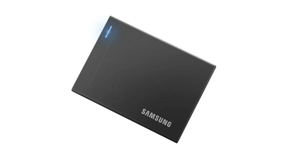Очень быстрый и нереально компактный: представлен Samsung Portable SSD P9