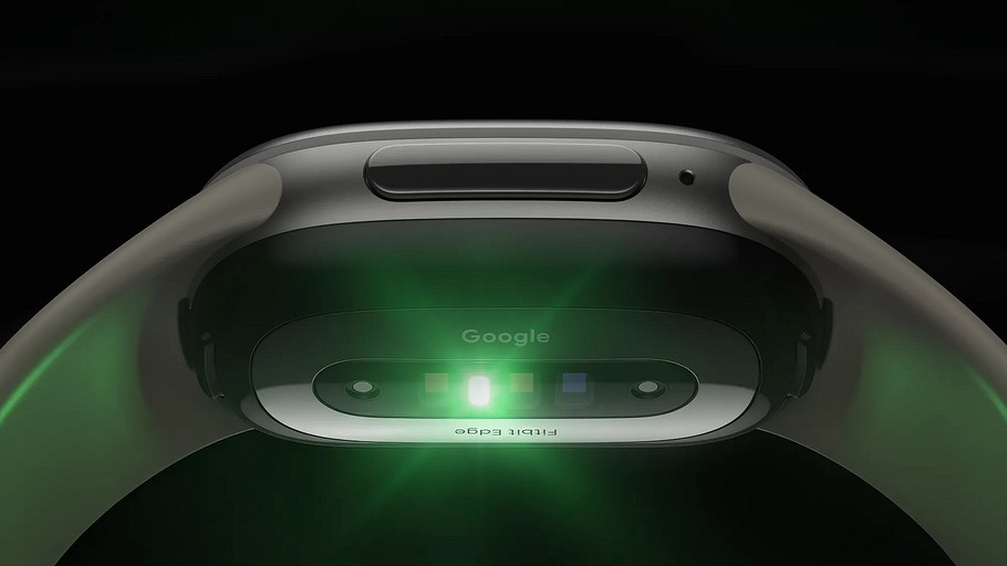 Конкурент Xiaomi Smart Band? Представлен Google Fitbit Edge с экраном и ЭКГ