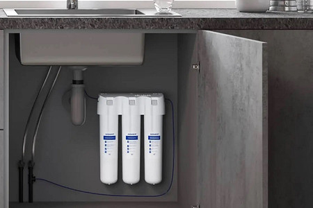 Как выбрать фильтр для воды под мойку: разбираемся в видах