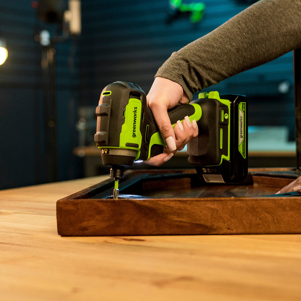 Чем отличаются винтоверт, гайковерт, шуруповерт, и что лучше выбрать