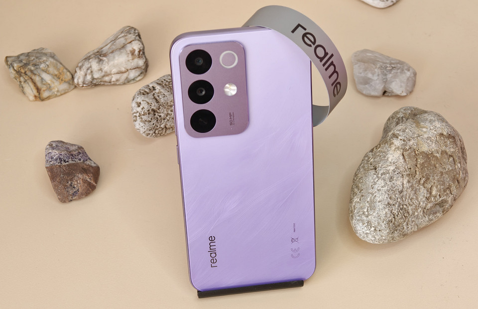 Обзор realme C85 Pro: «неубиваемый» смартфон с огромной батареей