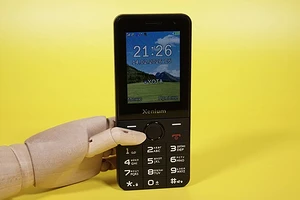 Обзор Xenium X900: кнопочный телефон с поддержкой 4G VoLTE и GPS-датчиком