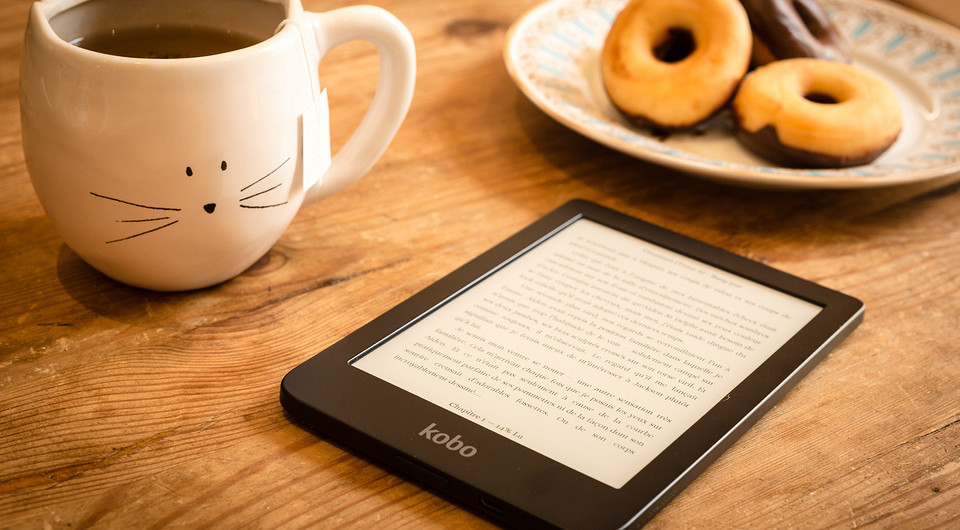 Как выбрать электронную книгу в 2026 году и не переплатить за ненужные функции