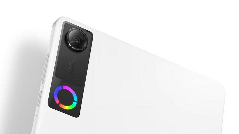 Новая имба для мобильных геймеров Lenovo показала официальные постеры Legion Y700 (2026)