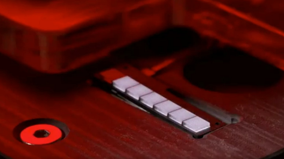 Сэкономили на лампочках: Nothing Phone (4a) получит необычную подсветку Glyph Bar