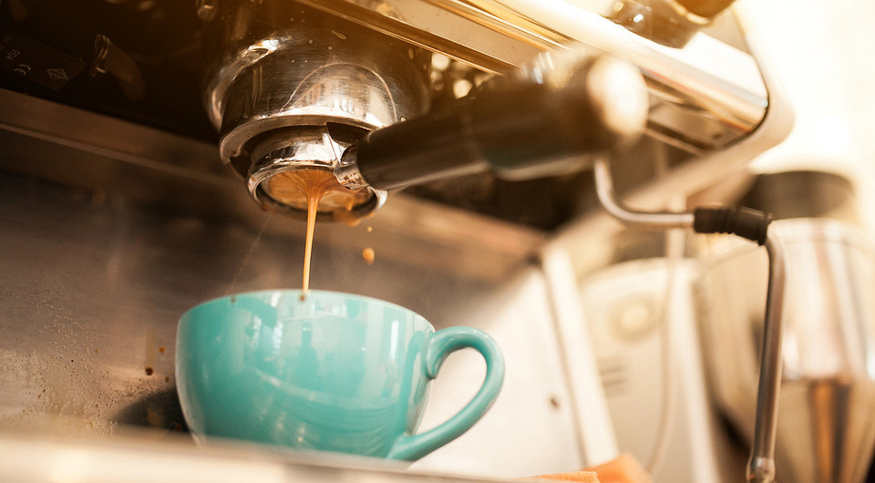 Первый запуск кофемашины: инструкции для разных моделей