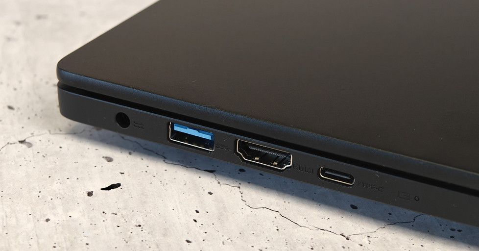 Обзор ноутбука iRU Strato 15ALID5: достойное «железо» за адекватную цену