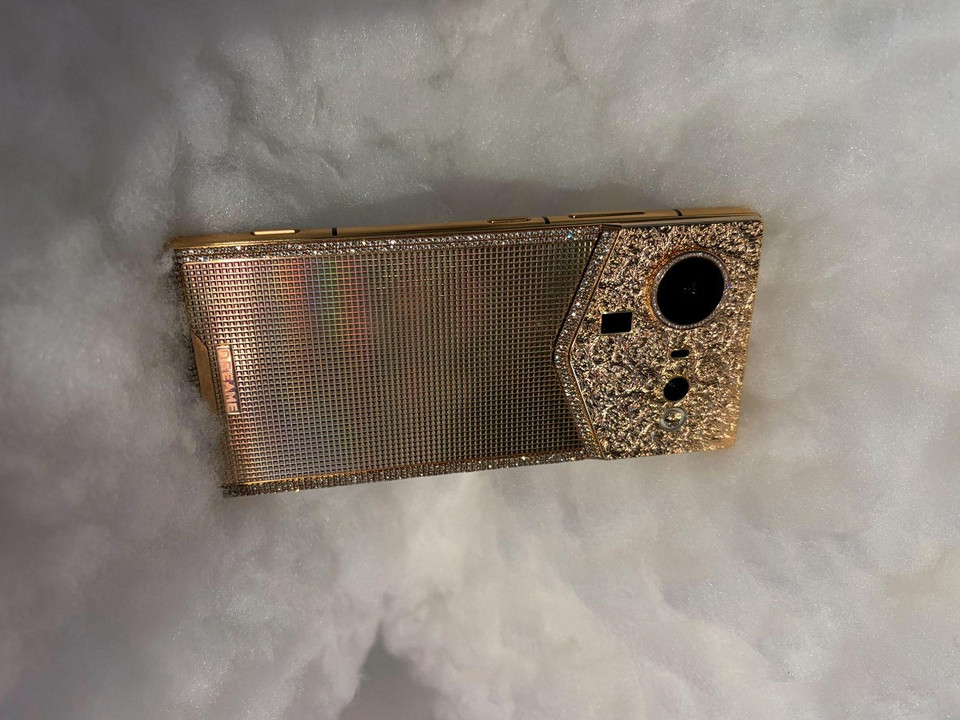 Внезапно: Dreame представила сразу три смартфона с топовой начинкой и эффектным дизайном