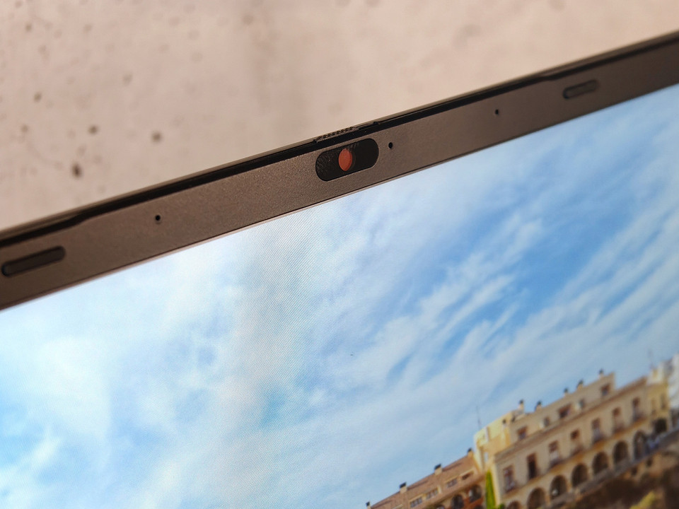 Обзор ноутбука iRU Strato 15ALID5: достойное «железо» за адекватную цену