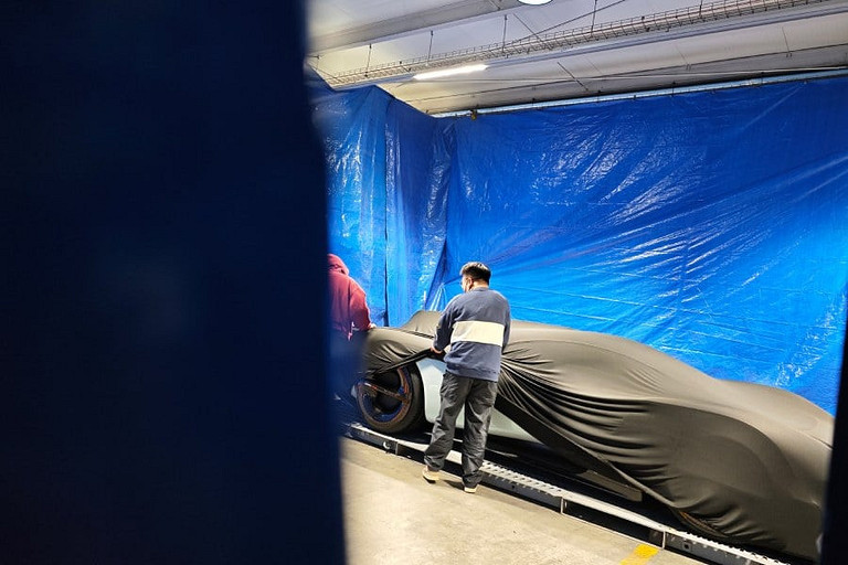 От бюджетных смартфонов к суперкарам: Xiaomi Vision GT засветился в Барселоне