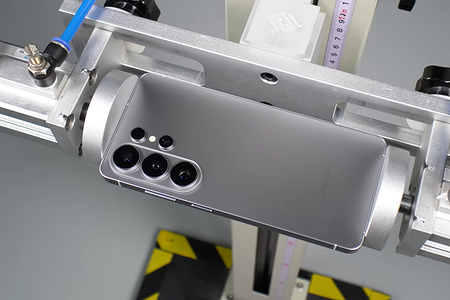 Флагманы iPhone 17 Pro Max и Galaxy S26 Ultra сравнили в дроп-тесте