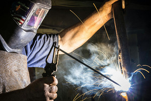 Как выбрать сварочный полуавтомат для дома: все нюансы