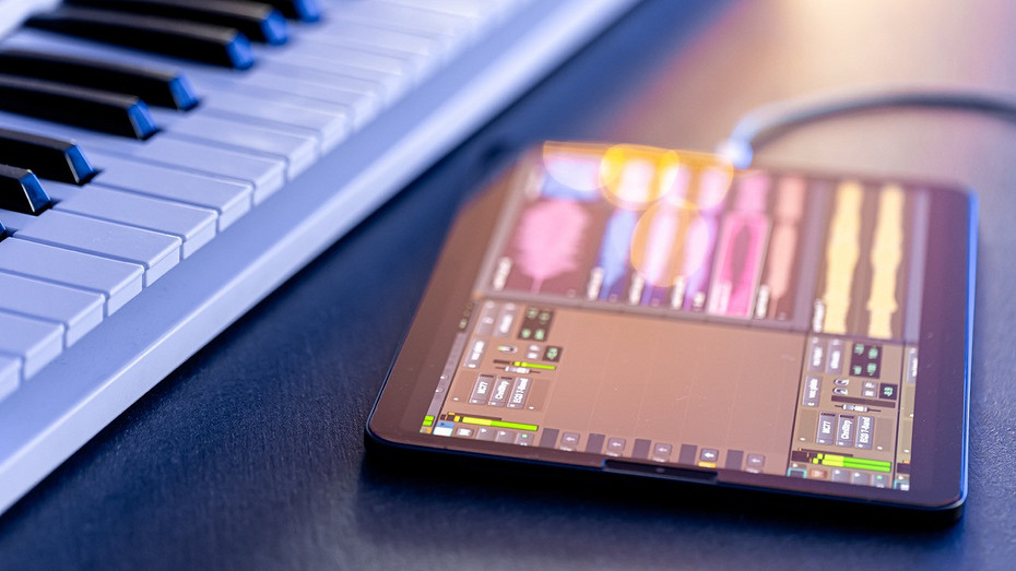 Как создать песню с помощью нейросети бесплатно и за 5 минут