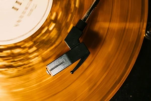 Как выбрать виниловый проигрыватель: правила и секреты