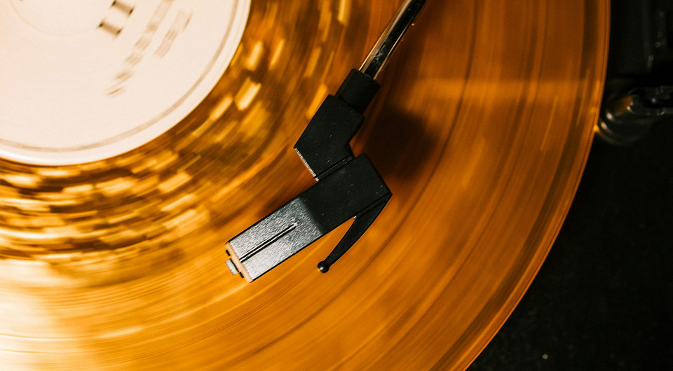 Как выбрать виниловый проигрыватель: правила и секреты