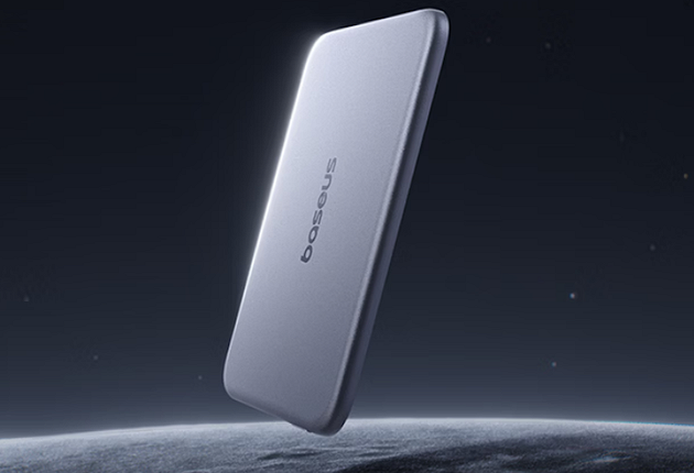 Тоньше просто некуда: представлен ультратонкий пауэрбанк Baseus Card Magnetic Air
