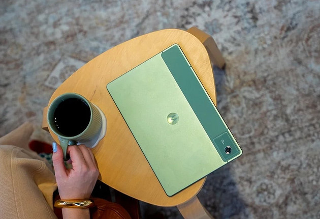 Стильный планшет от Motorola за $250 — анонсирован Moto Pad (2026)