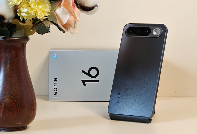 Обзор смартфона realme 16: не так прост, как кажется
