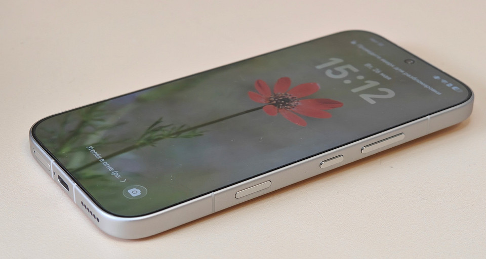 Обзор смартфона HONOR 600: креативные идеи в строгом корпусе