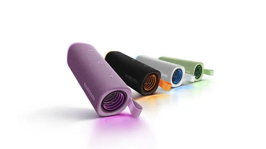Летняя колонка Xiaomi Sound Play добралась до глобального рынка. Она умеет объединяться в сеть из 100 устройств