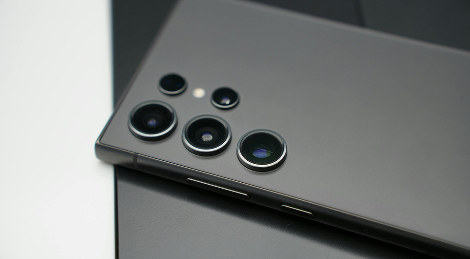 «Ультрафлагман» Samsung Galaxy S27 Ultra получит камеру с переменной диафрагмой
