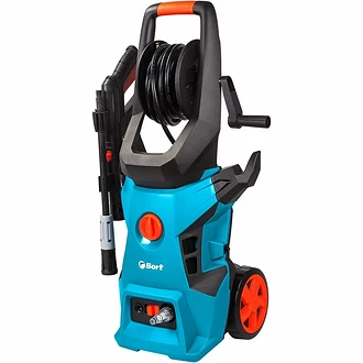 Альтернатива: Bort BHR-2500R-Pro. На бумаге лютая зверюга: давление до 180 бар, расход воды 450 л/ч, мощность 2400 Вт, помпа аксиально-поршневая с плунжерами из нержавейки. Шланг 10 метро...